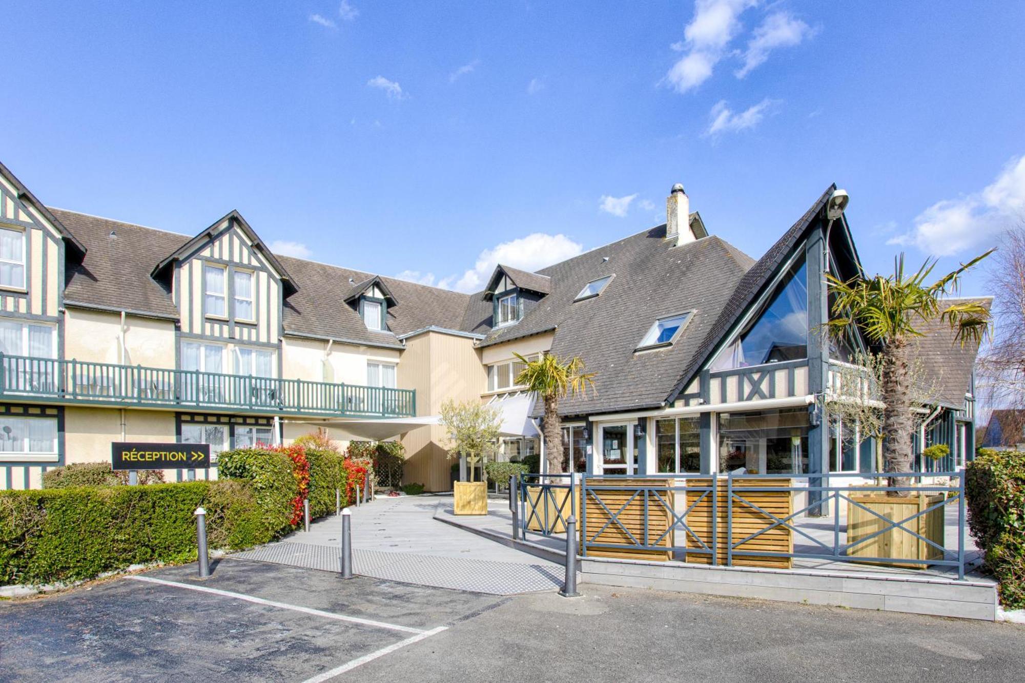 Mercure Cabourg Hotel & Spa Exterior photo